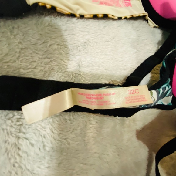 PINK Set of 3 Bras - Picture 5 of 7